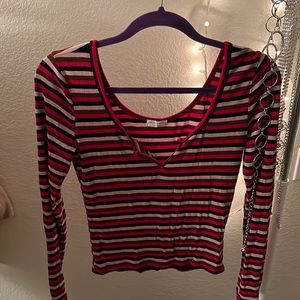 Long sleeve shirt from Miss Love size M